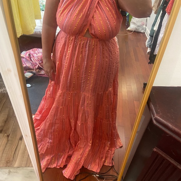 REVOLVE Suzie Dress in São Paulo, size XL, worn once - Picture 2 of 4